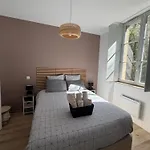 Le Cocon Du Parc - T2 Neuf Au Calme Apartman Châtel-Guyon