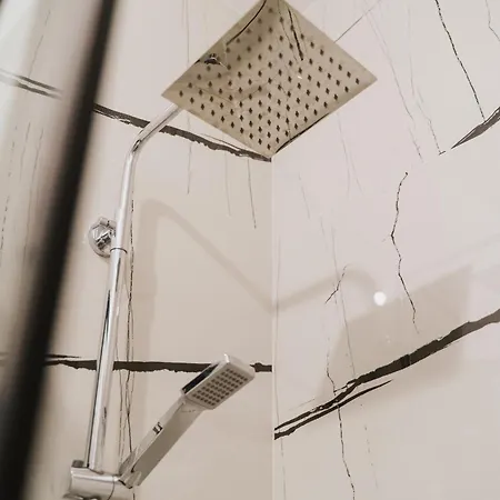 Apartamento Le Cocon Du Parc - T2 Neuf Au Calme