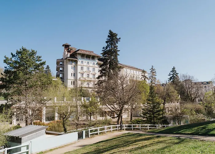 Le Cocon Du Parc - T2 Neuf Au Calme Châtel-Guyon